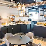 Ibis Styles Centre Gare Hotel 3*