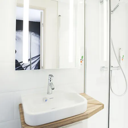Hotel Ibis Styles Centre Gare Laval (Mayenne)