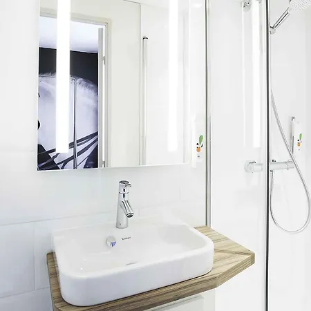 호텔 Ibis Styles Centre Gare 라발