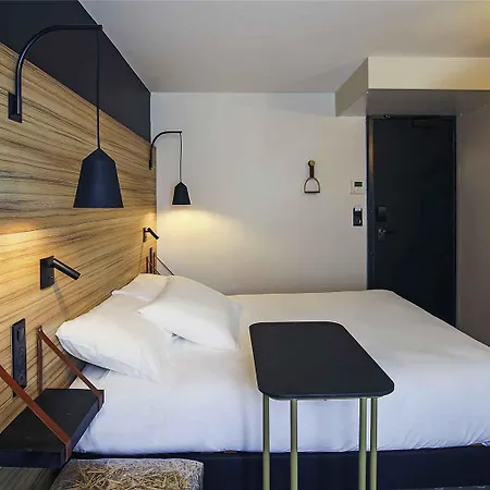 Ibis Styles Centre Gare Hotel 3*