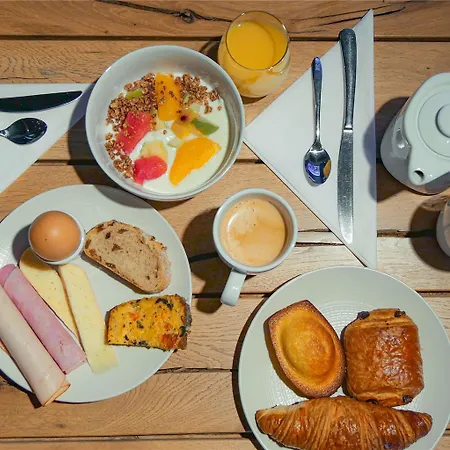 Hotel Ibis Styles Centre Gare Laval (Mayenne)