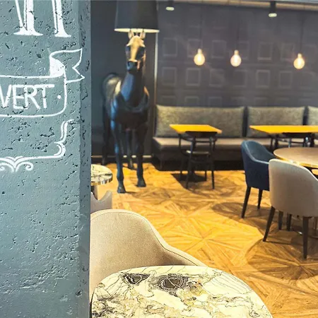 Hotel Ibis Styles Centre Gare Laval (Mayenne)