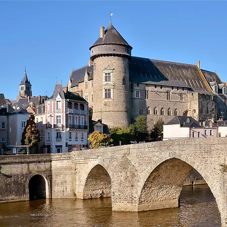 Ibis Styles Centre Gare Laval (Mayenne)