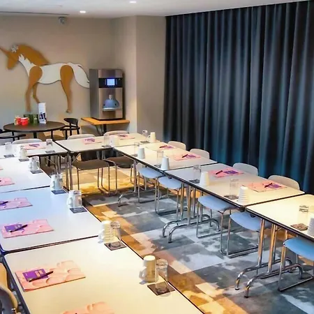Ibis Styles Centre Gare Laval (Mayenne)