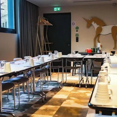 Ibis Styles Centre Gare Hotell Laval (Mayenne)