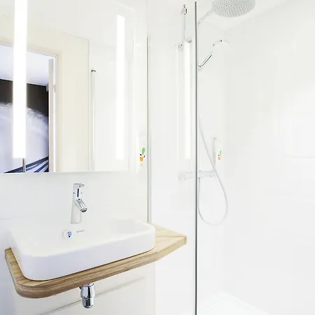 Hotell Ibis Styles Centre Gare 3*