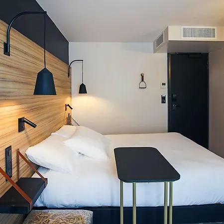 Ibis Styles Centre Gare Отель 3*