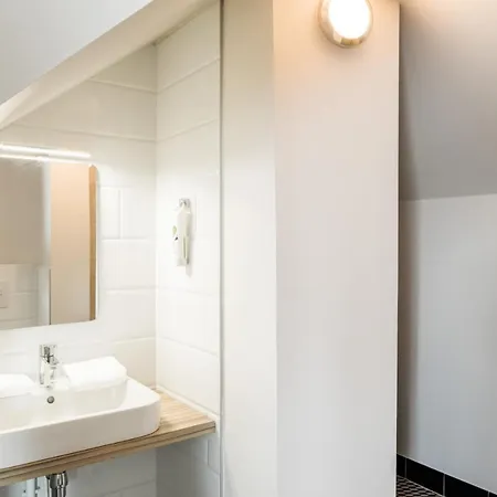 Ibis Styles Centre Gare Szálloda 3*