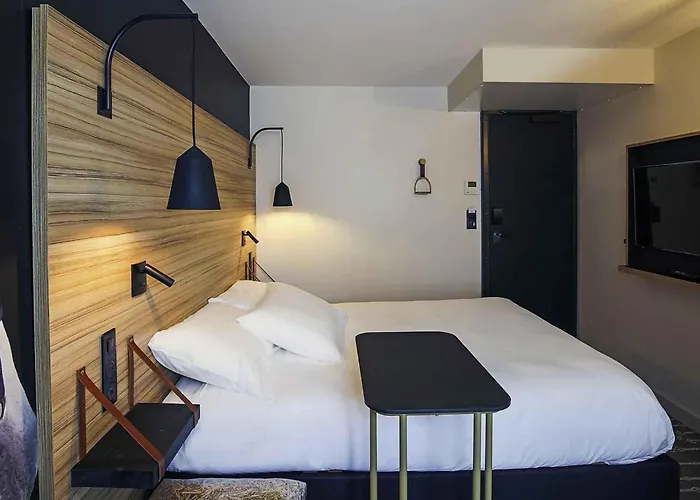 Hotel Ibis Styles Centre Gare Laval (Mayenne)