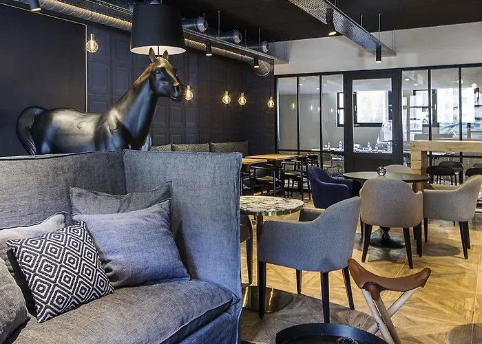 Hotel Ibis Styles Centre Gare Laval (Mayenne)