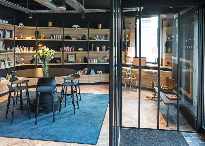 Hotel Ibis Styles Centre Gare Laval (Mayenne)