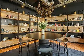 Ibis Styles Centre Gare Hotel 3*